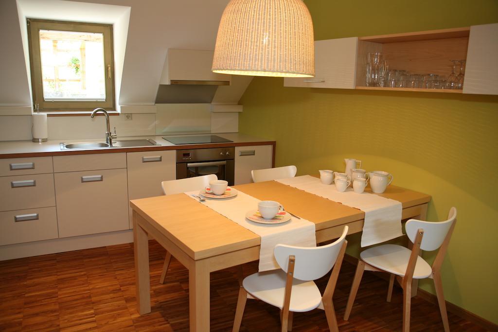 Apartments Cvetje V Jeseni Škofja Loka Quarto foto